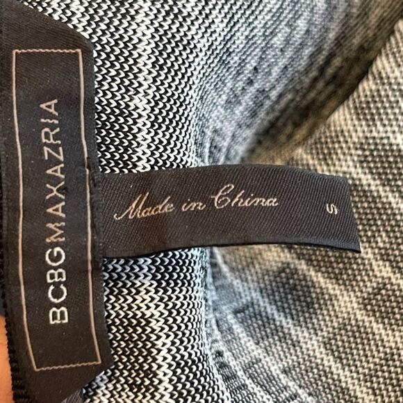 BCBG MaxAzria Dina Dress in Croc Jacquard - Picture 6 of 12